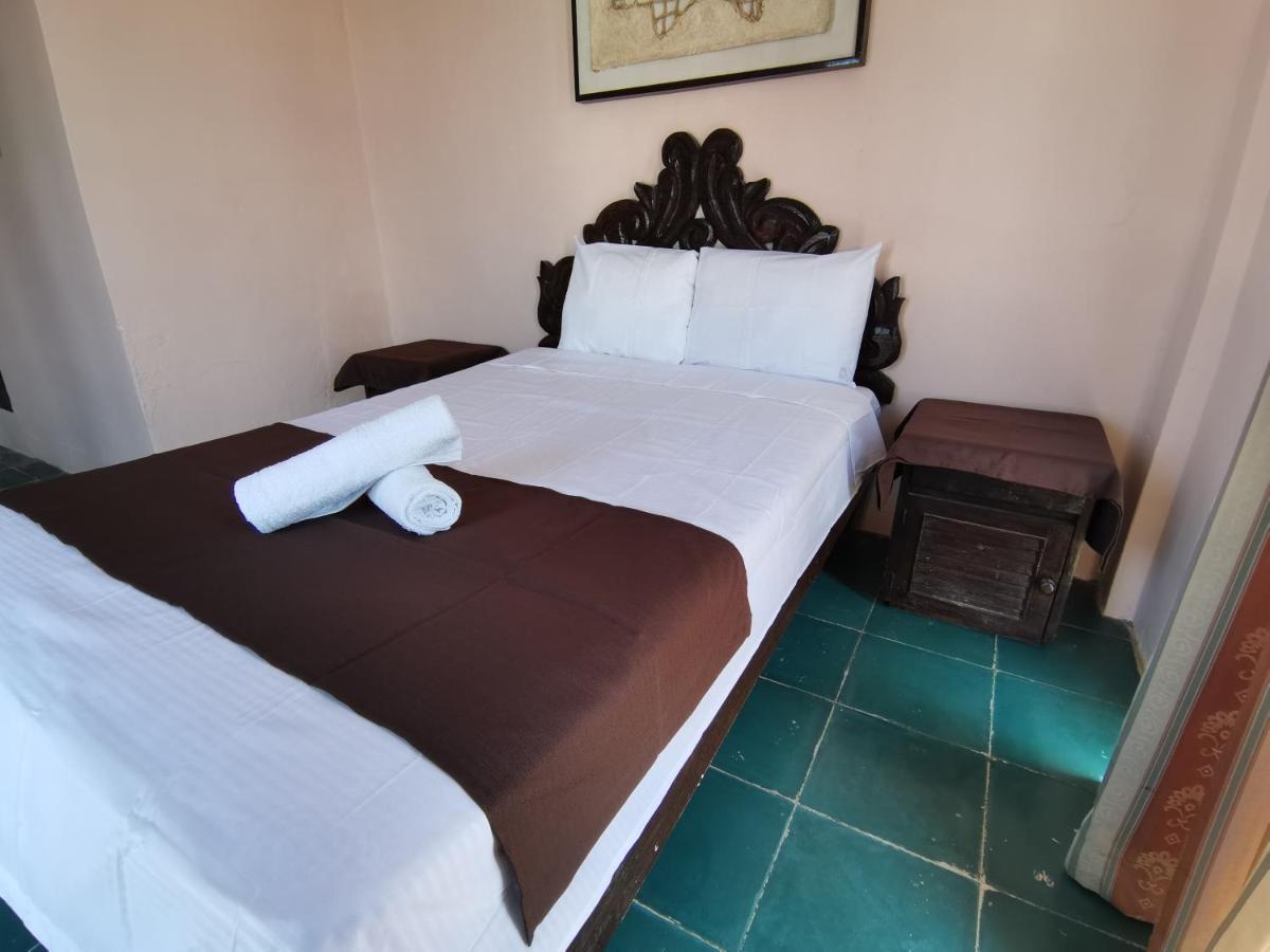 Hotel Colonial San Carlos Cancun Centro エクステリア 写真