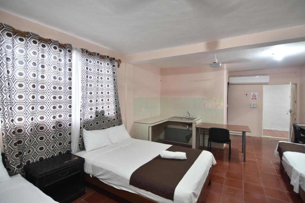 Hotel Colonial San Carlos Cancun Centro エクステリア 写真