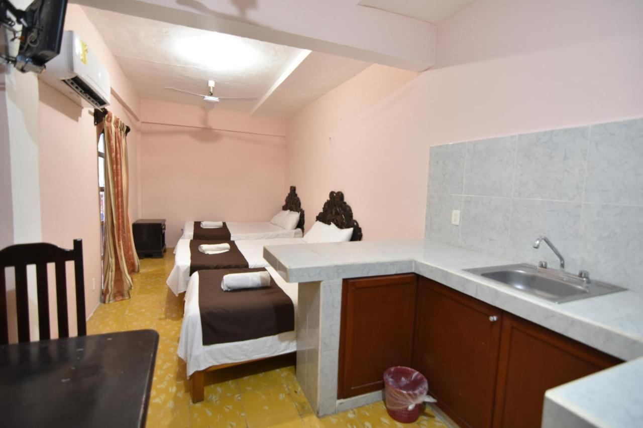Hotel Colonial San Carlos Cancun Centro エクステリア 写真